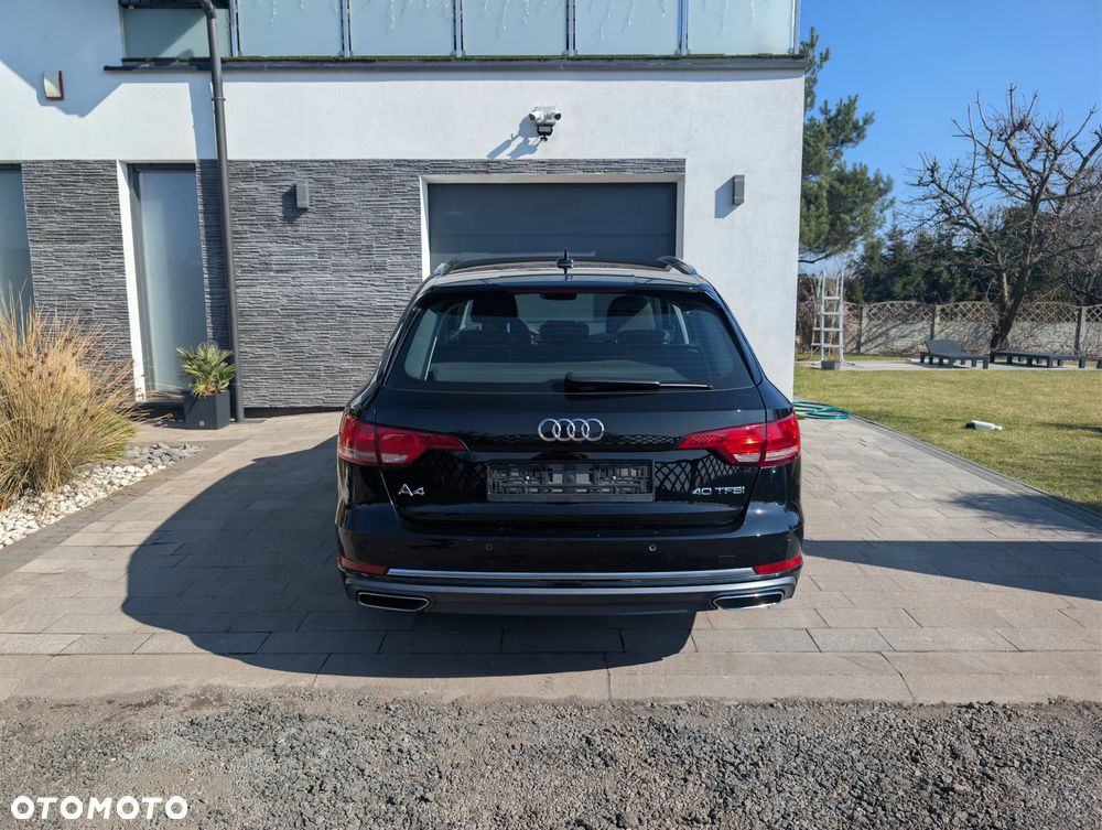 Audi A4 Avant 40 TFSI S tronic - 12