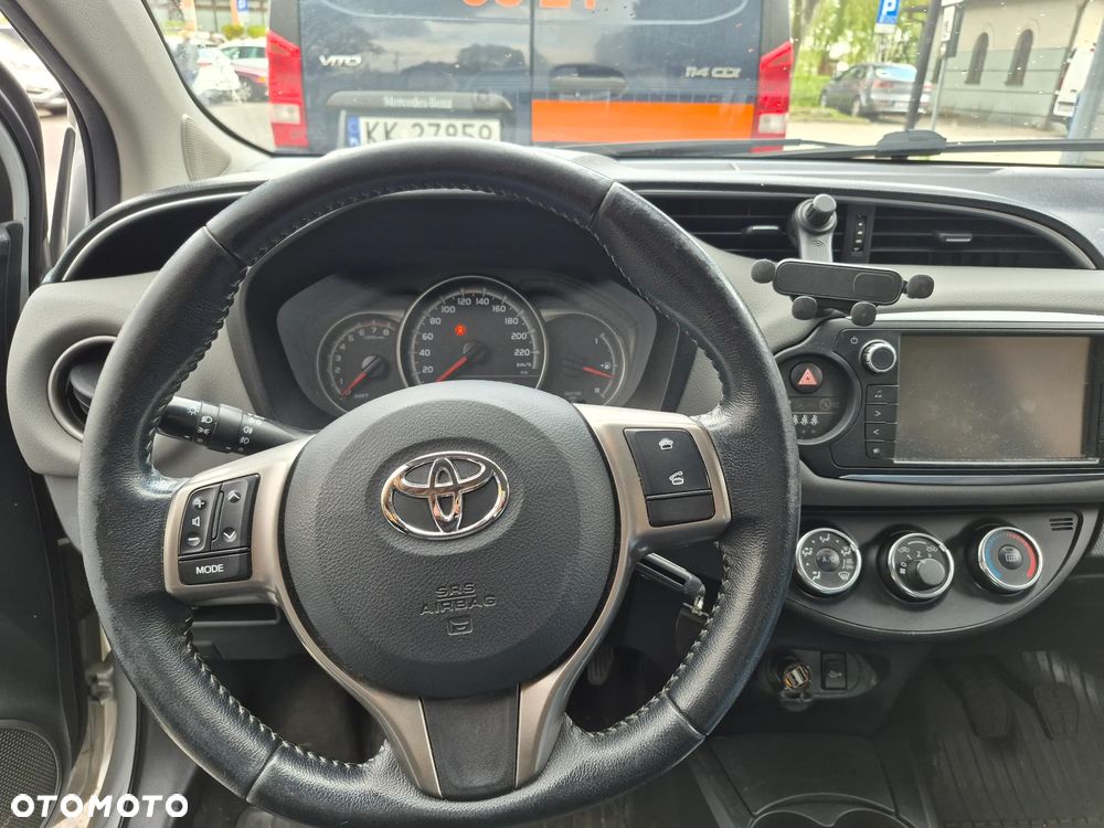 Toyota Yaris 1.33 Life - 4