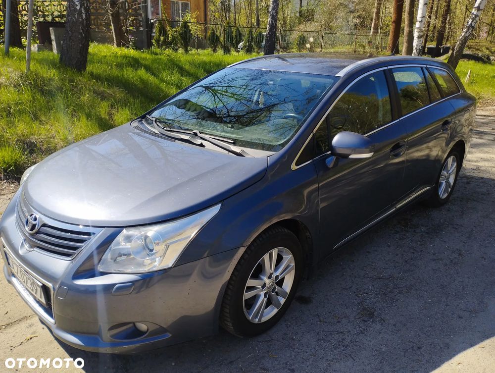 Toyota Avensis 1.8 Luna - 18