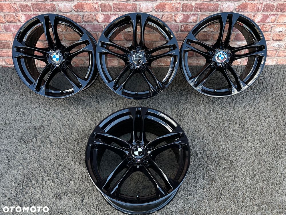 Oryginalne czarne felgi 18 BMW 5x120 M pakiet styling 613 F10 Z3 Z4 E46 X1 X3 E83 E90 F30 F32 F34 GT F01 F12 F20 E87 E60 xDrive 8j ET30 9j ET44 Performance - 2