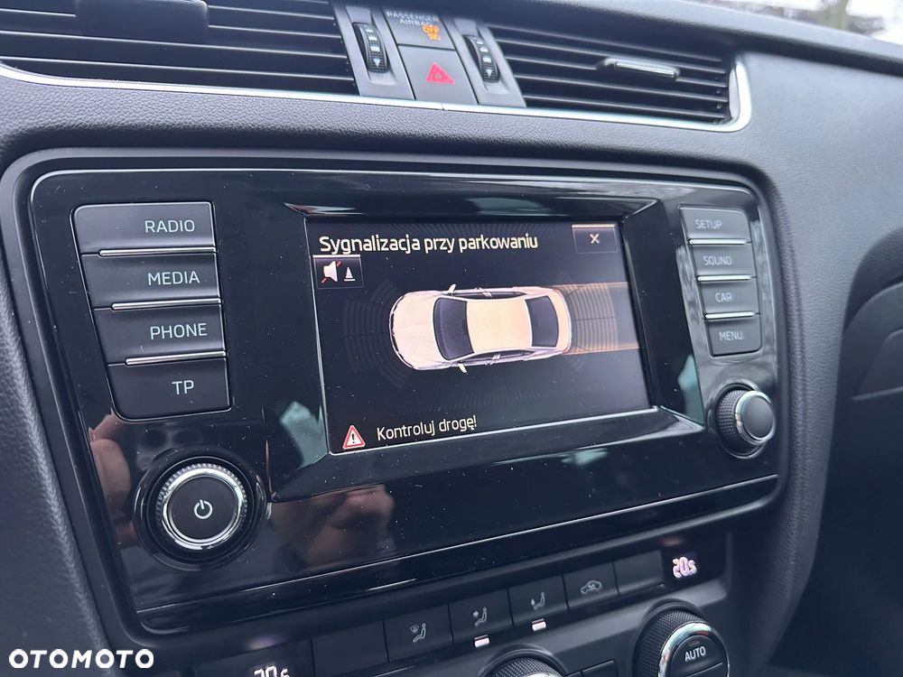 Skoda Octavia 1.8 TSI Elegance DSG - 20