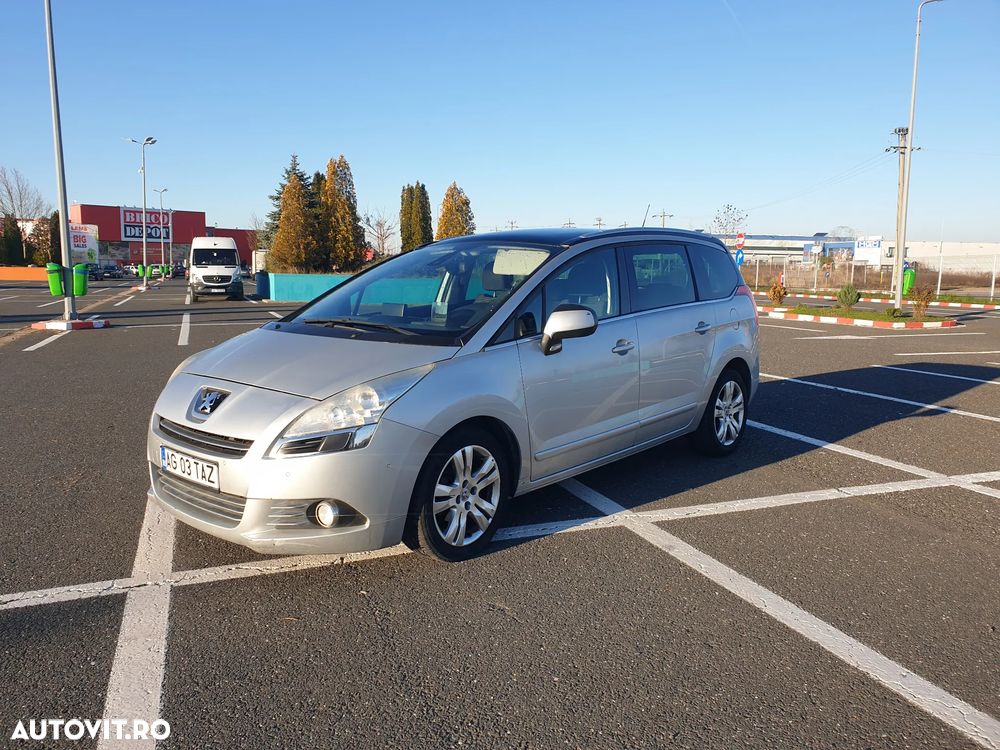 Peugeot 5008 1.6 HDI Confort Pack - 2