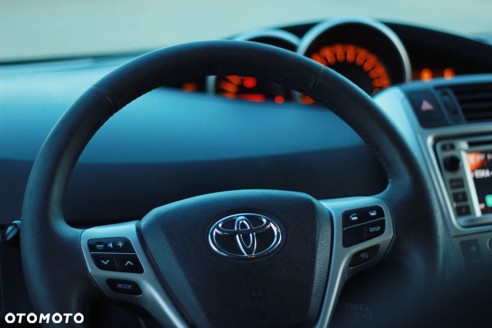 Toyota Verso 1.6 Sol EU5 7os - 17