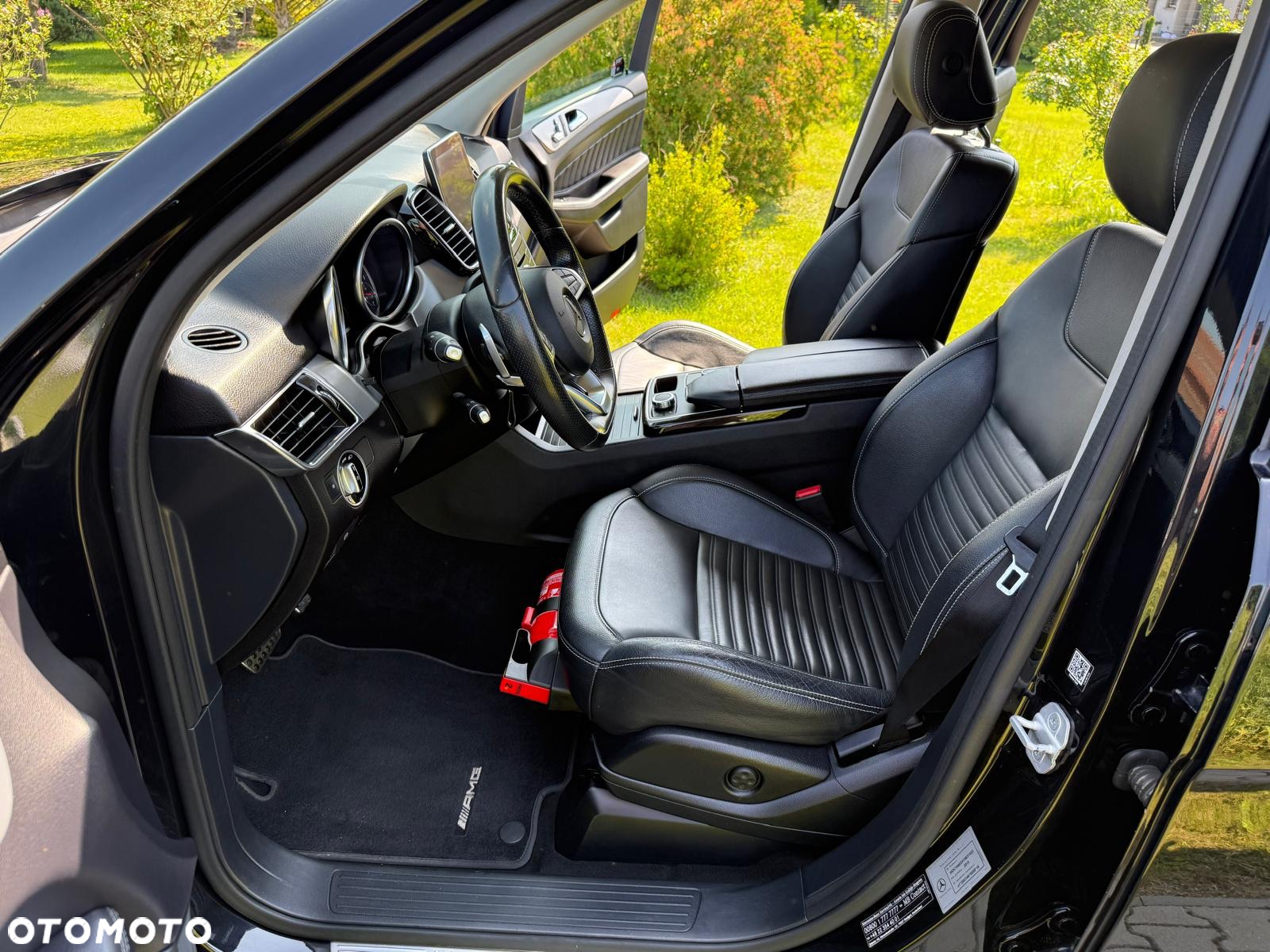 Mercedes-Benz GLE 350 d 4-Matic - 11