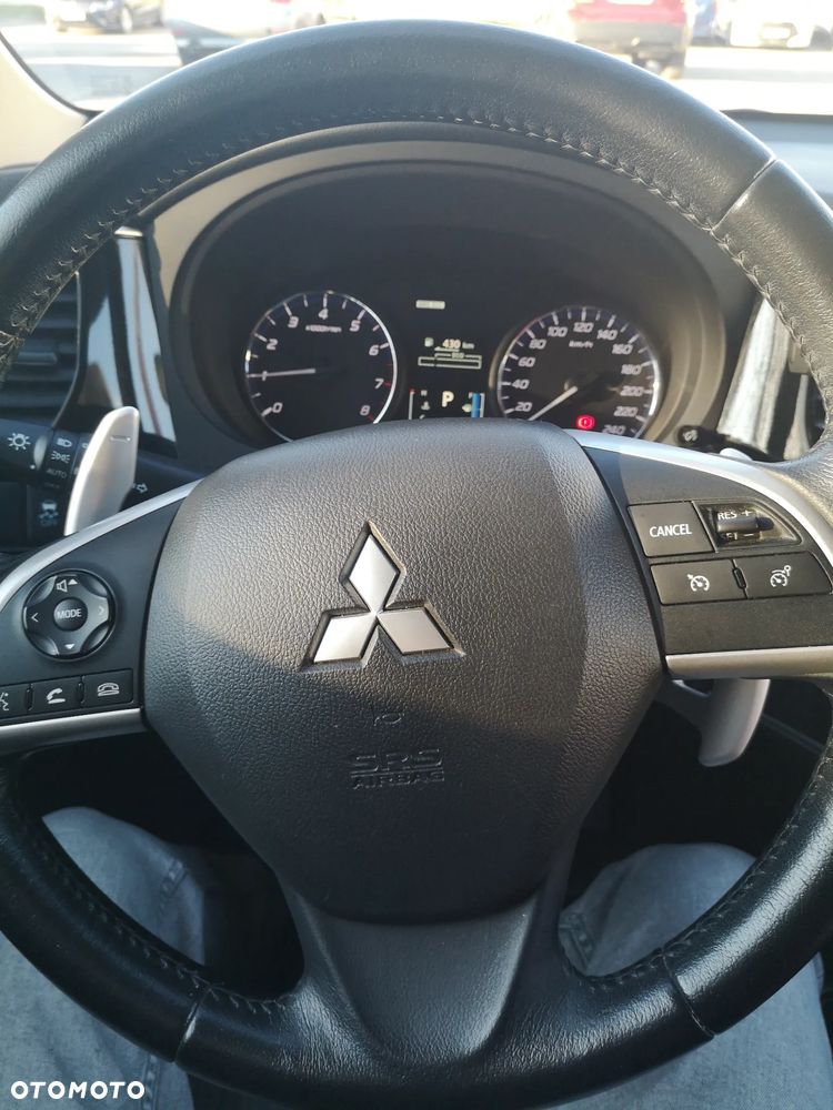 Mitsubishi Outlander 2.0 Intense + 4WD CVT - 7