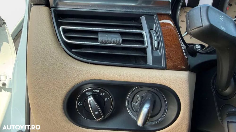 Porsche Macan T PDK - 37