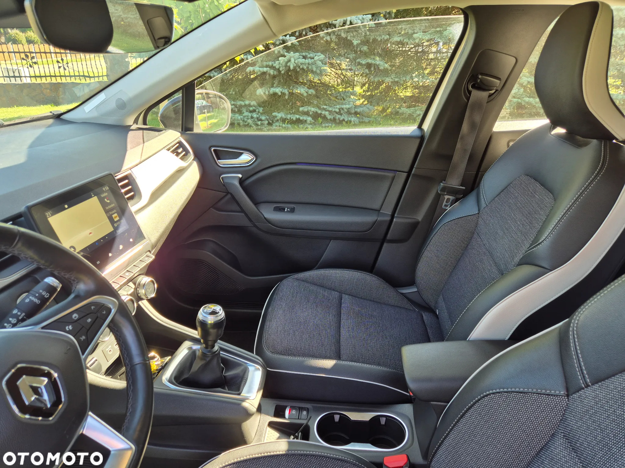 Renault Captur 1.3 TCe Intens - 18