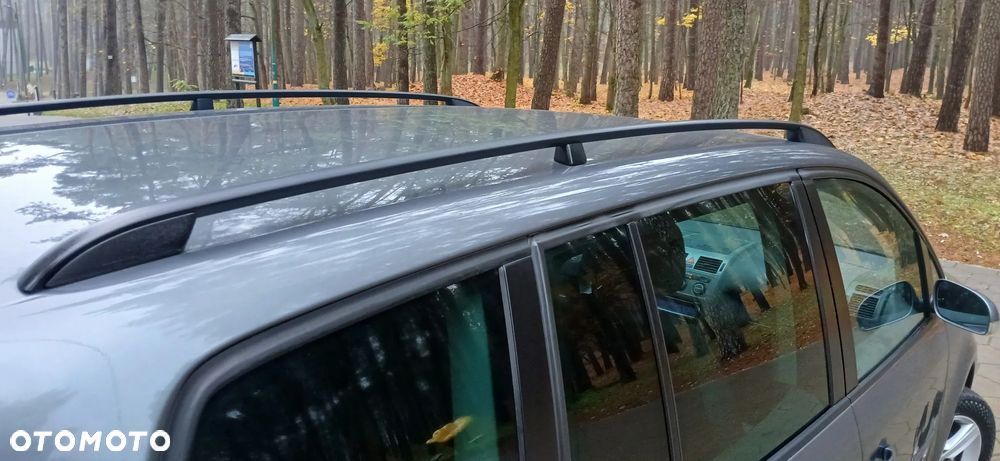 Volkswagen Touran 1.9 TDI United - 15