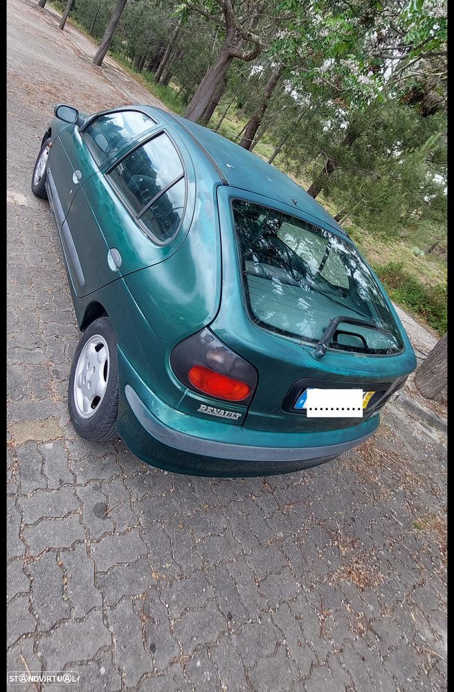 Renault Mégane - 18