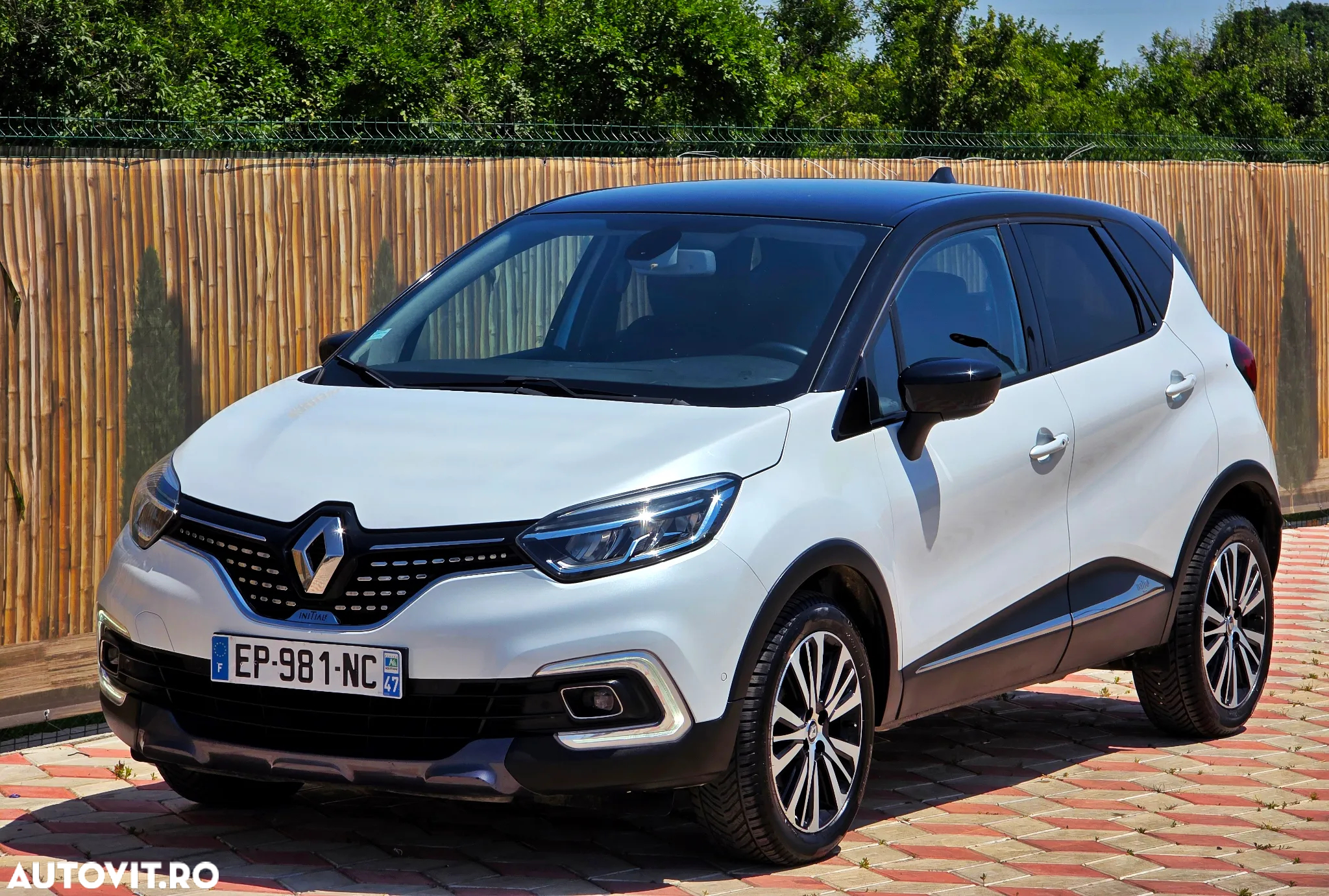 Renault Captur ENERGY TCe 120 EDC Luxe - 5