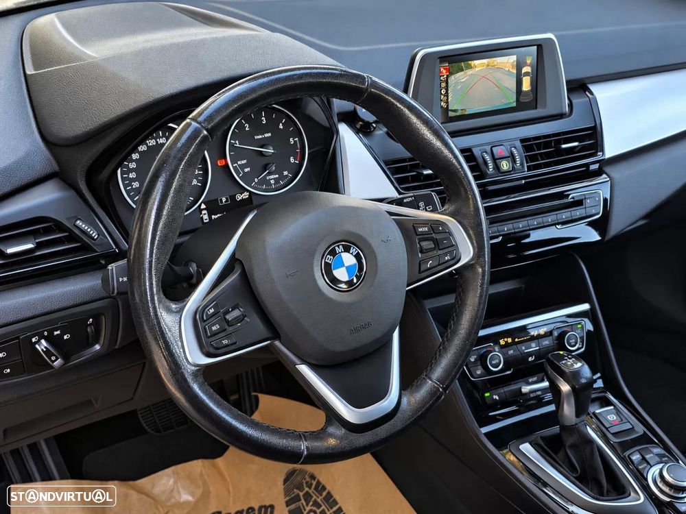BMW 218 Active Tourer d Line Sport Auto - 15