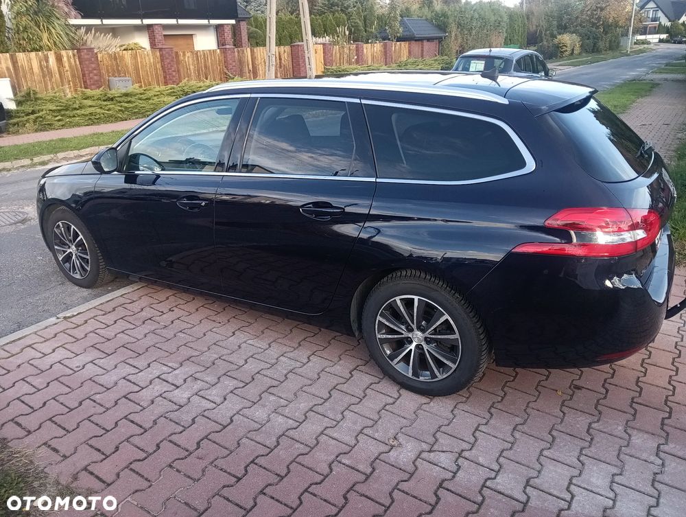 Peugeot 308 SW BlueHDi 120 EAT6 Stop & Start Allure - 35