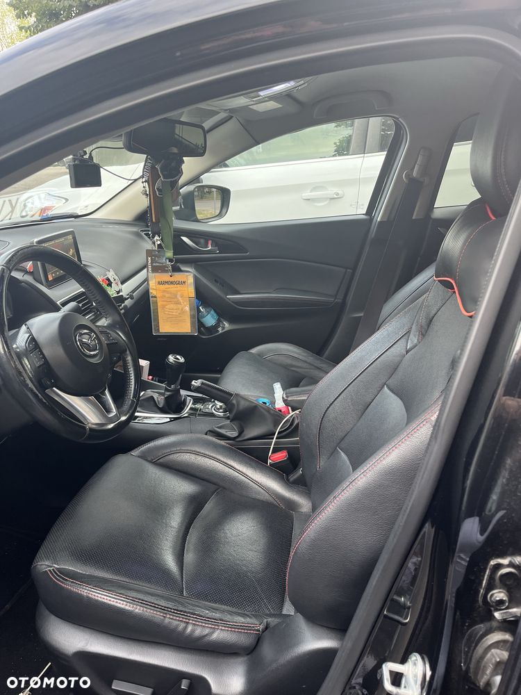 Mazda 3 - 5