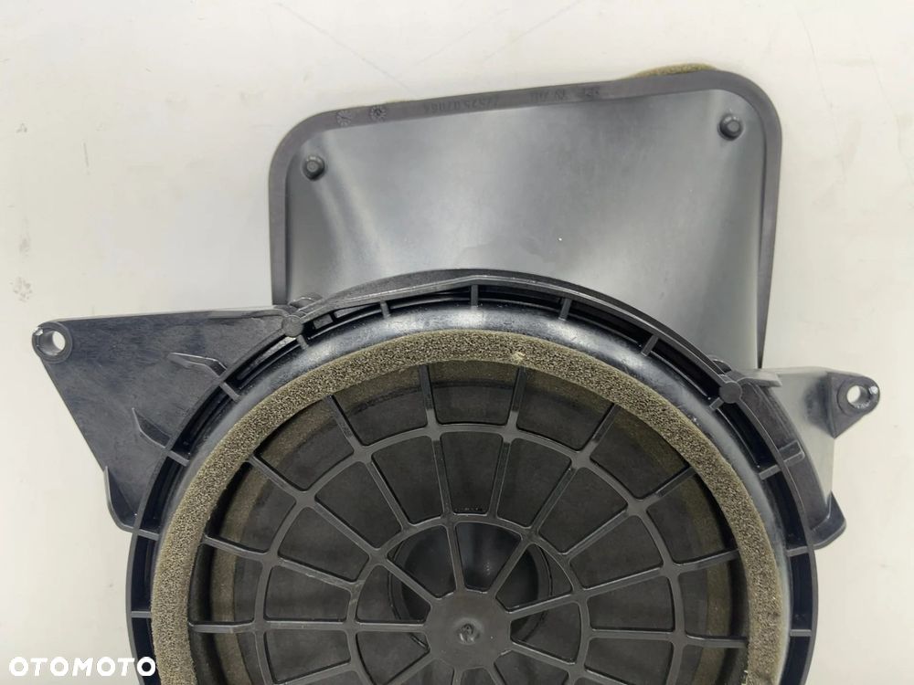Głośnik Audi A8 D3 02-10r. subwoofer półki tylnej bagażnika 4e0035412 - 2
