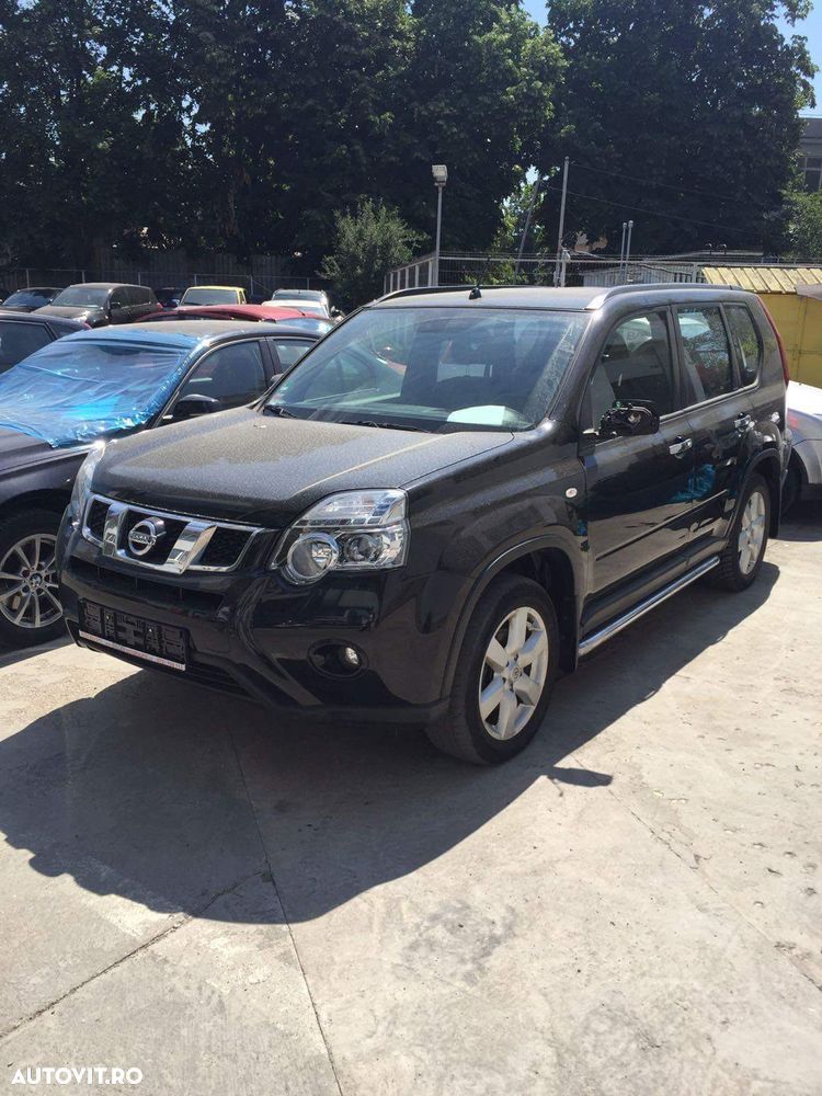 Nissan X-Trail 2.0 dCi 4x4 DPF XE - 2