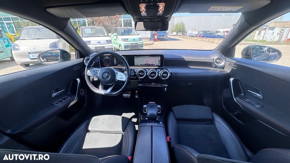 Mercedes-Benz A 180 d Sedan 7G-DCT AMG Line - 16
