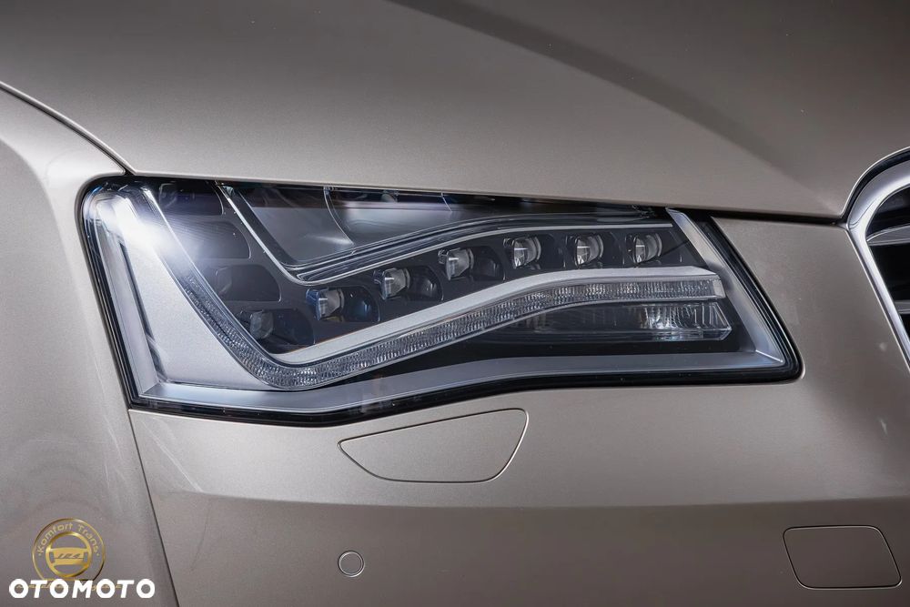Audi A8 - 5