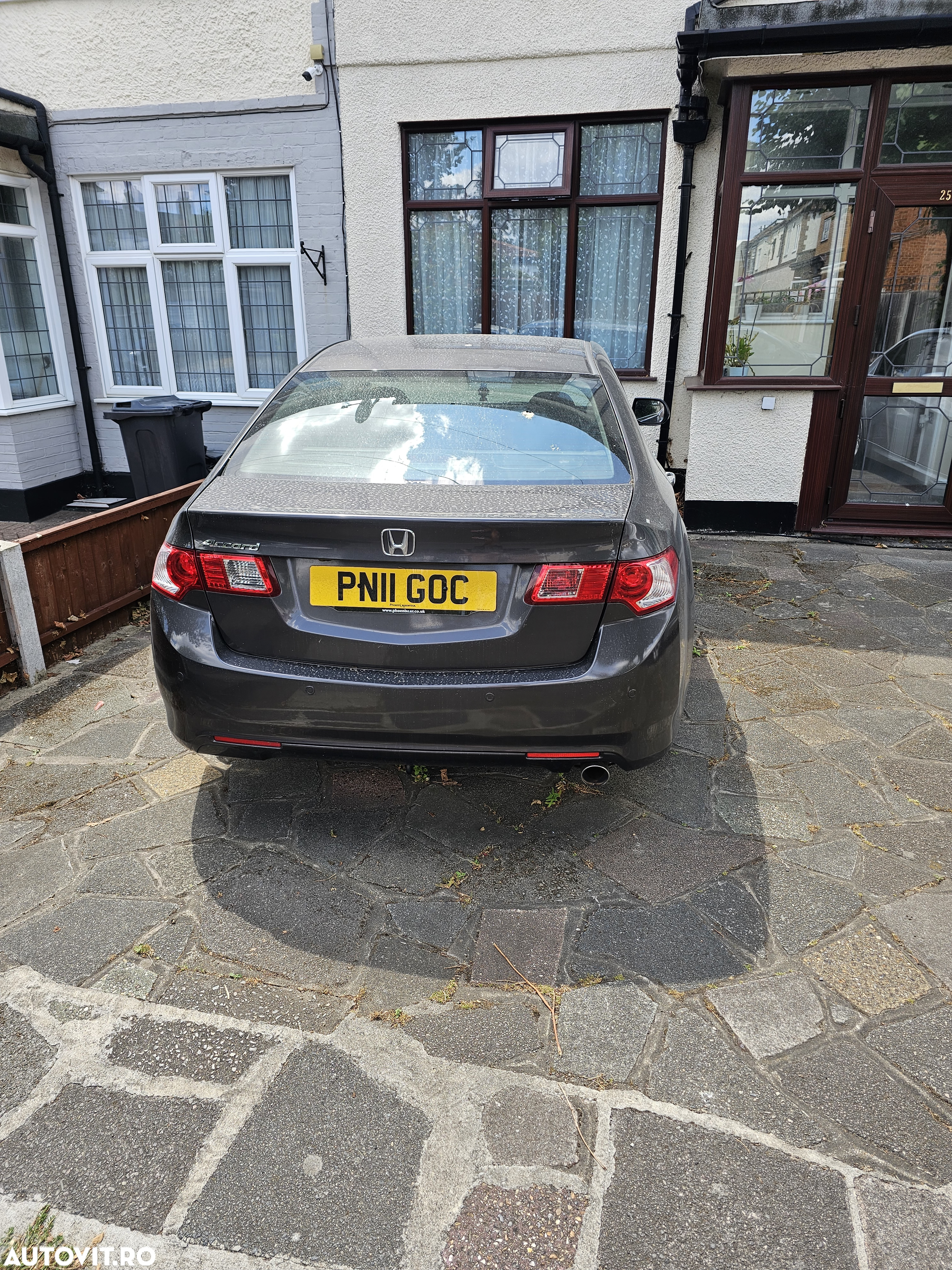 Honda Accord 2.0i Executive - 11