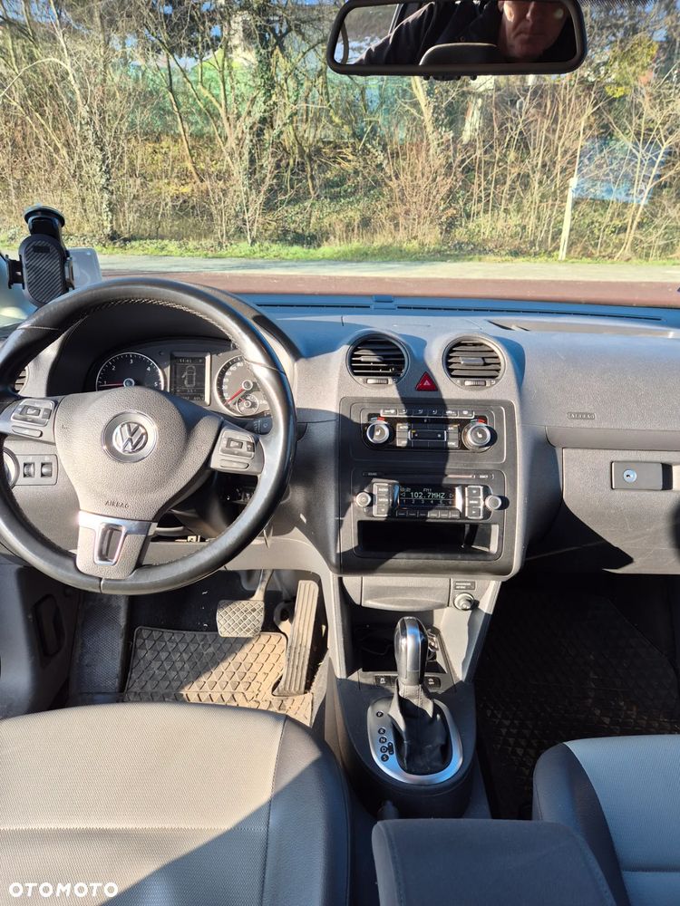 Volkswagen Caddy Maxi Comfortline DSG - 13