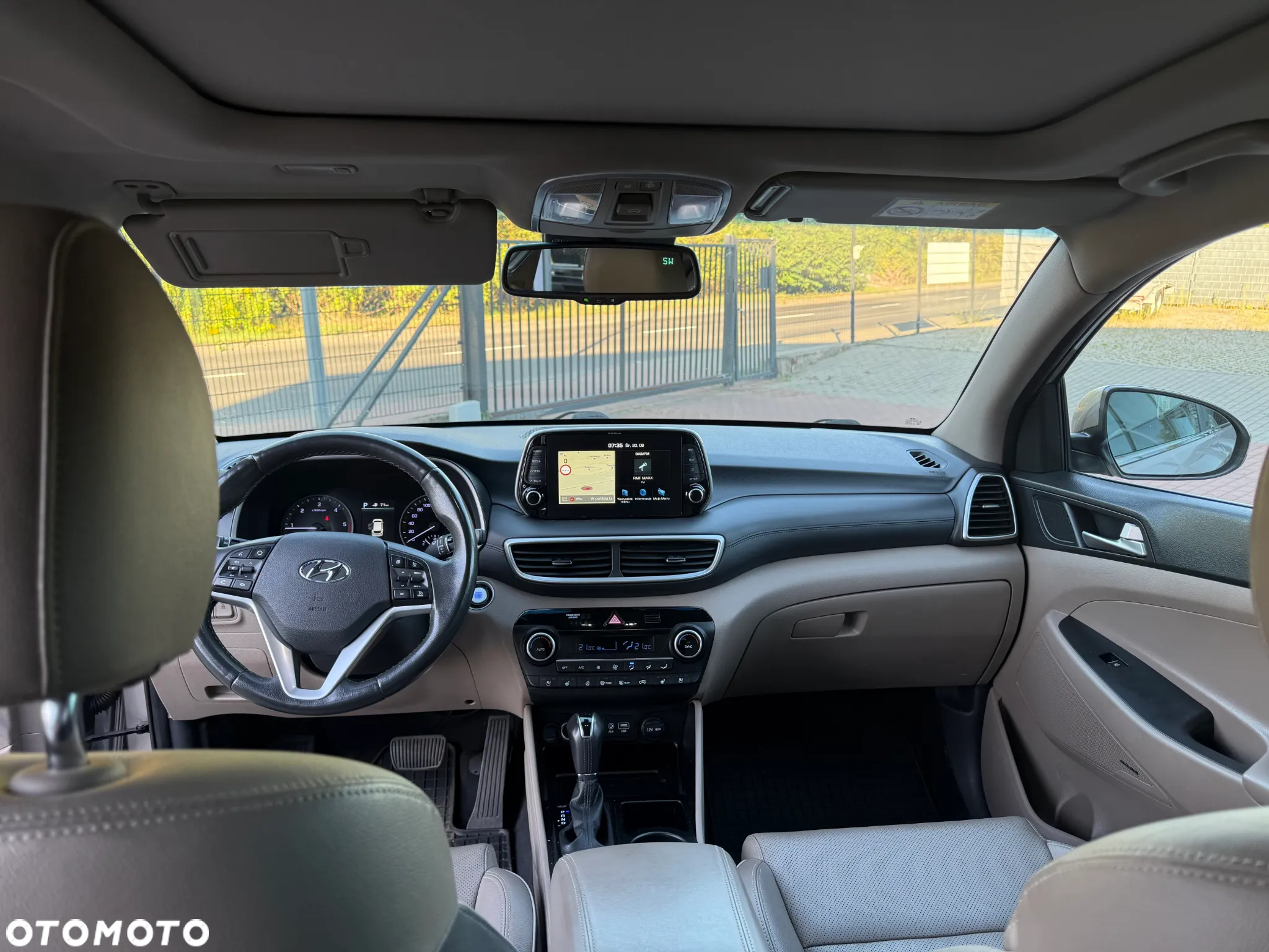 Hyundai Tucson 2.0 CRDi 4WD Automatik Premium - 24