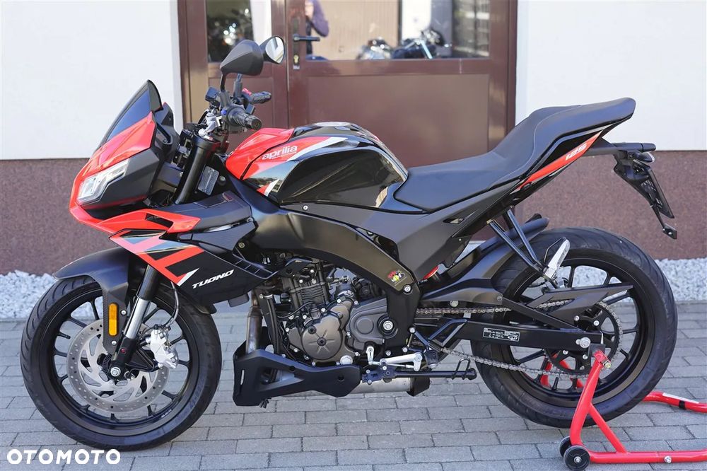 Aprilia Tuono - 19