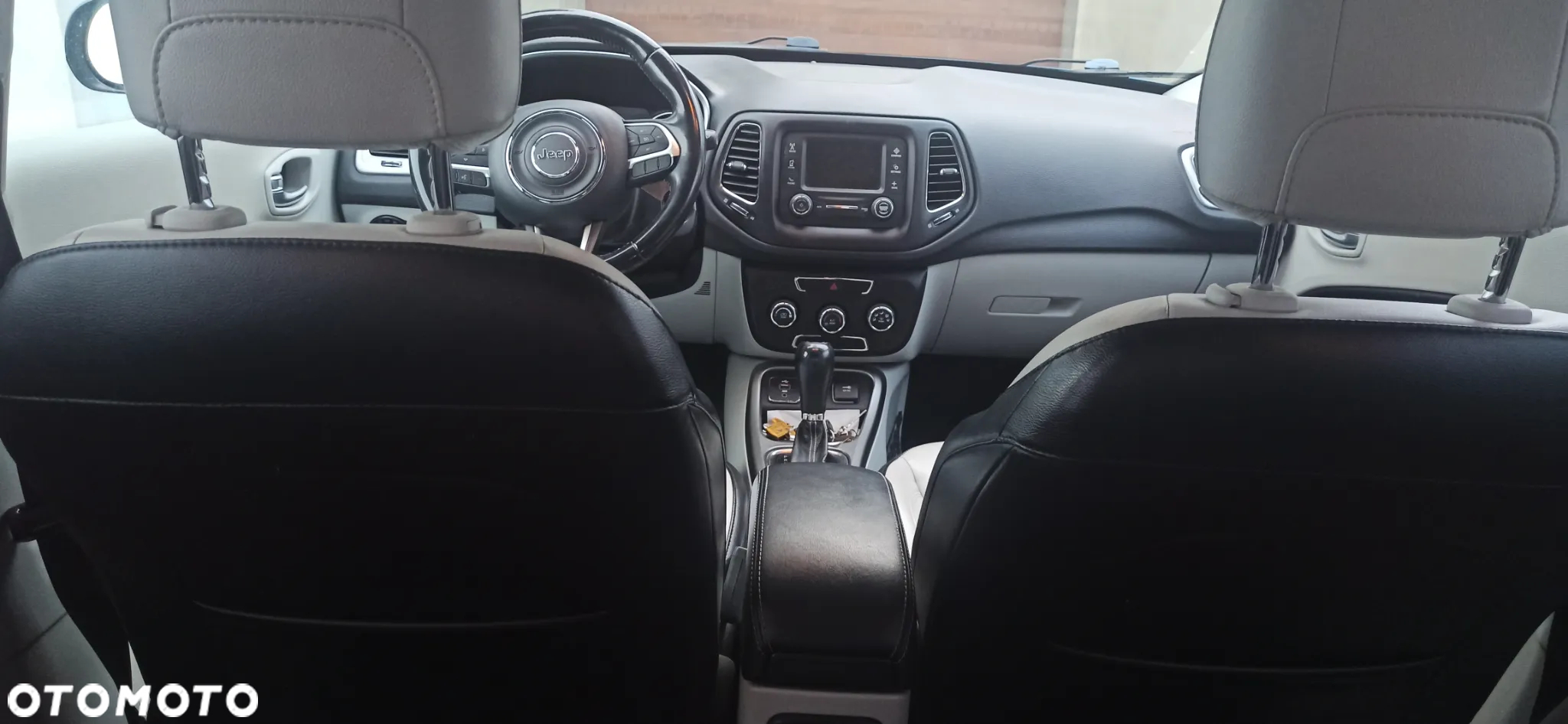 Jeep Compass - 9
