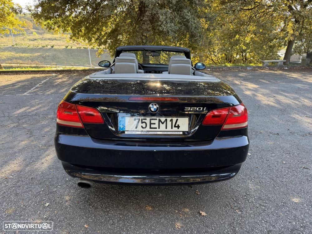 BMW 320 i Cabrio - 6