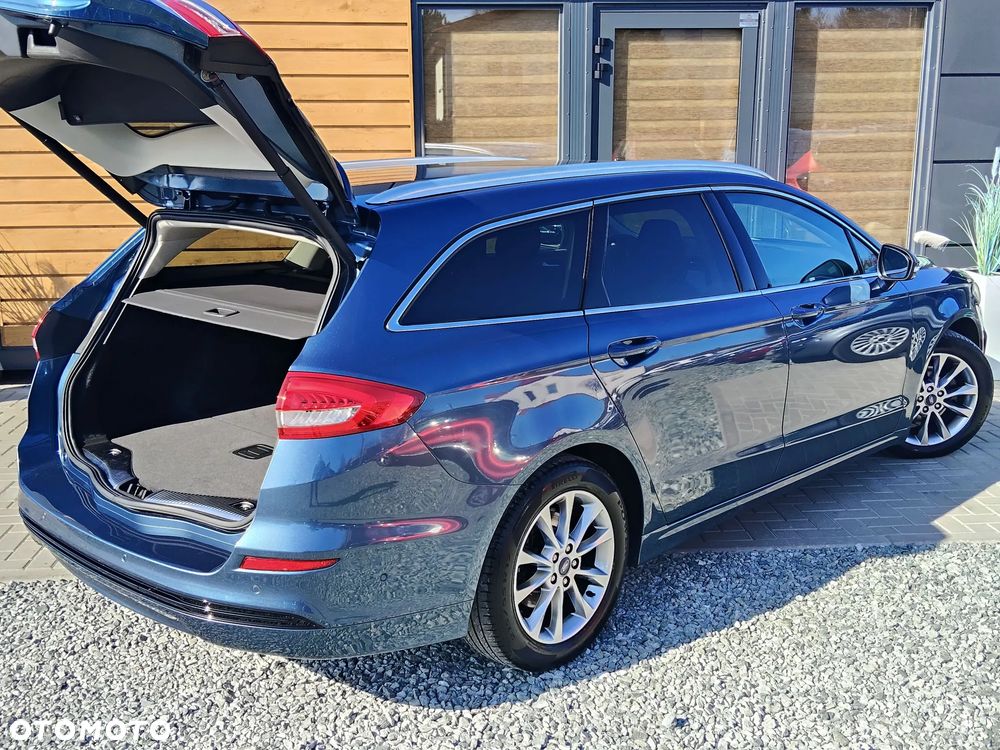 Ford Mondeo 2.0 EcoBlue Titanium - 36