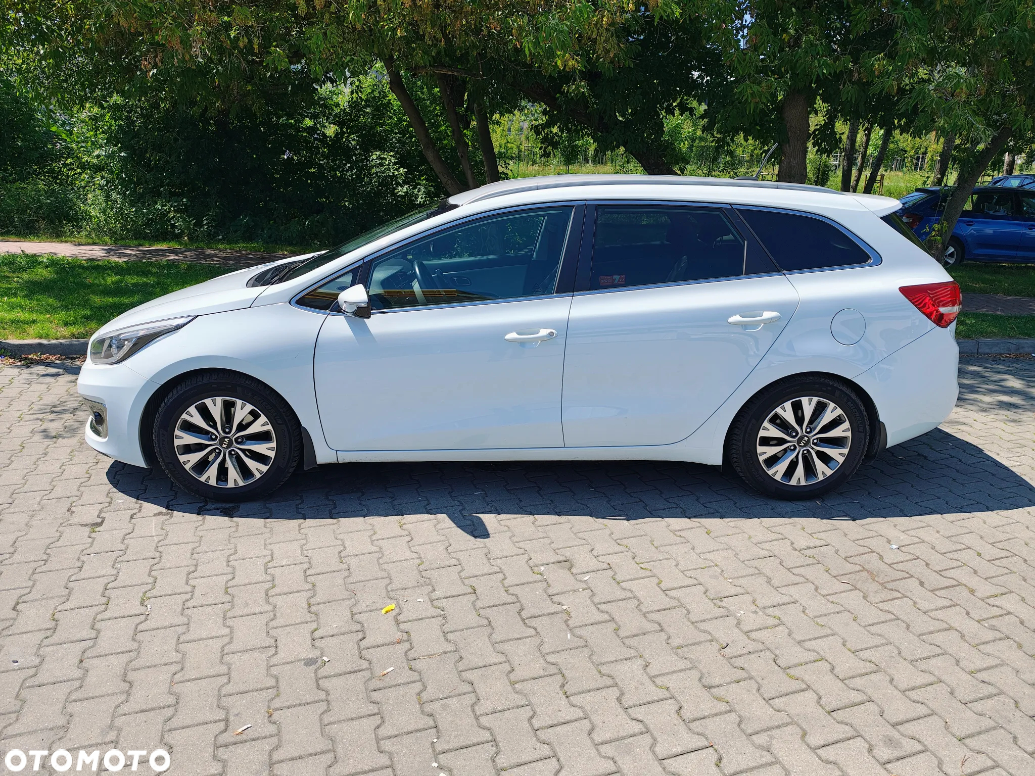 Kia Ceed Cee'd 1.6 GDI L Business Line - 2