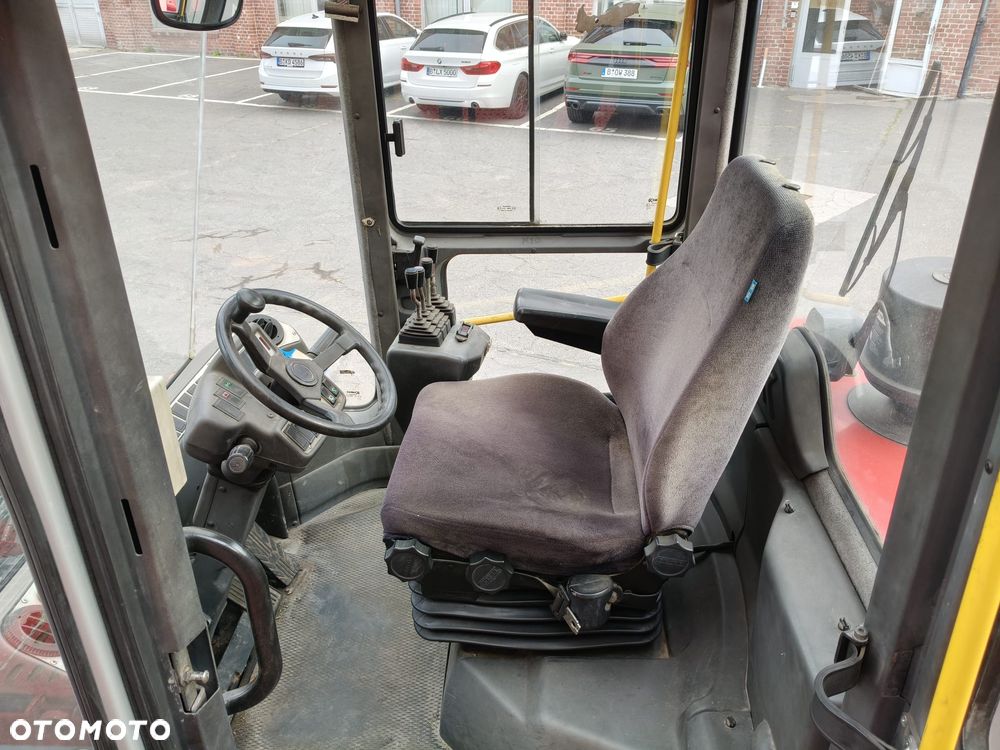 Kalmar DCE 80-6 - 6