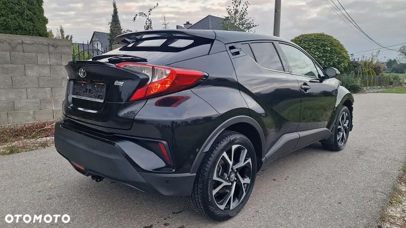 Toyota C-HR 1.2 Turbo Team Deutschland - 24