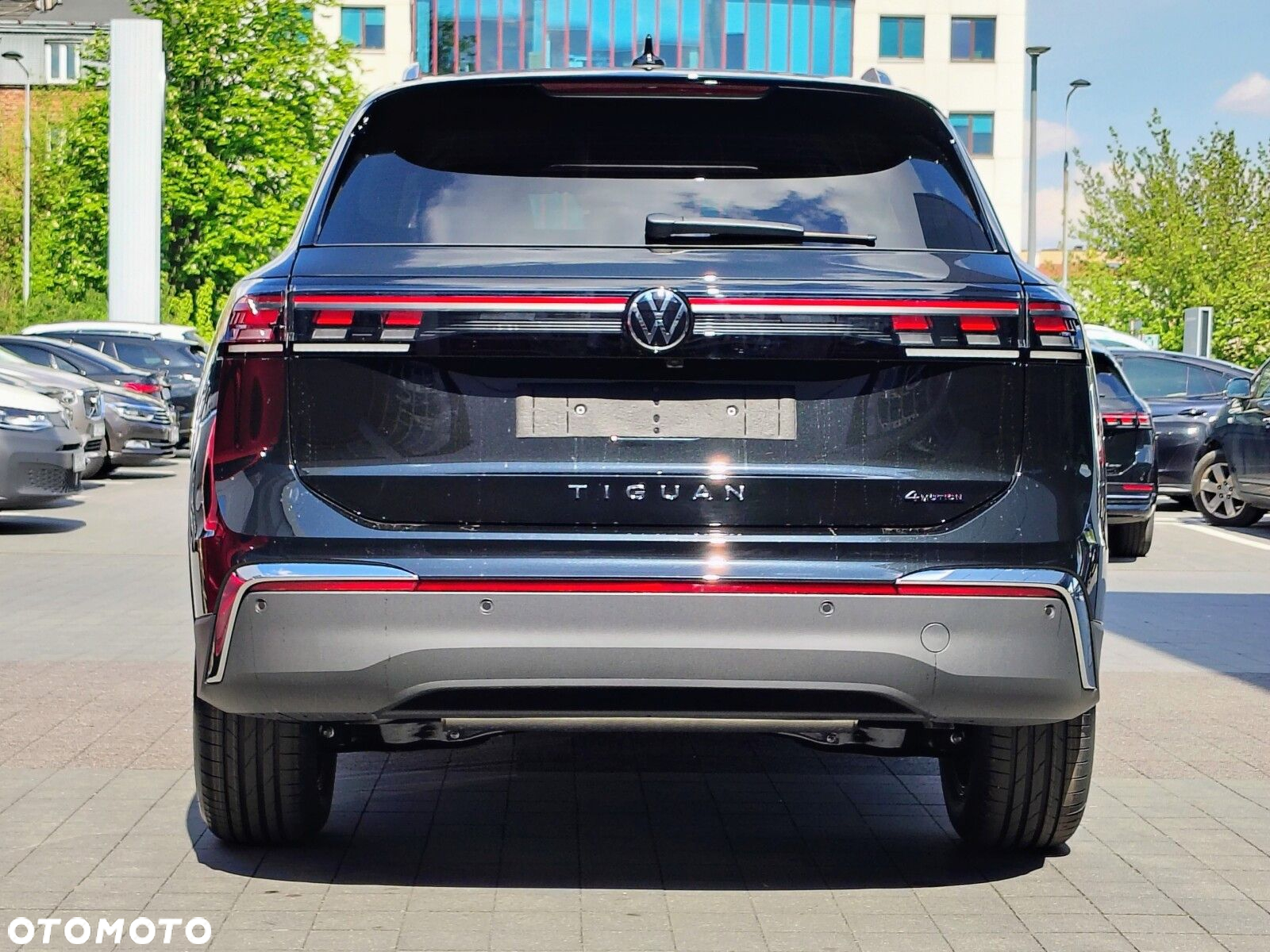 Volkswagen Tiguan - 5