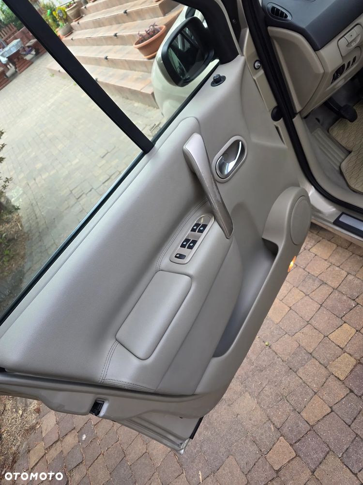 Renault Scenic 1.6 16V Luxe Privilege - 17