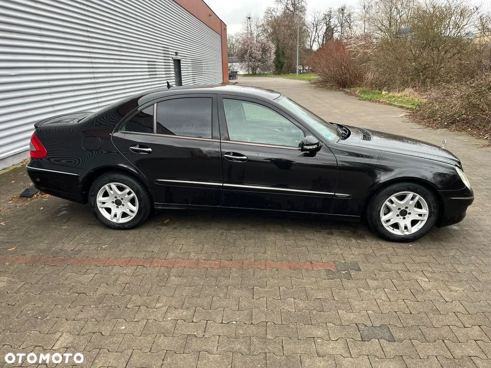 Mercedes-Benz Klasa E 220 CDI Elegance - 11