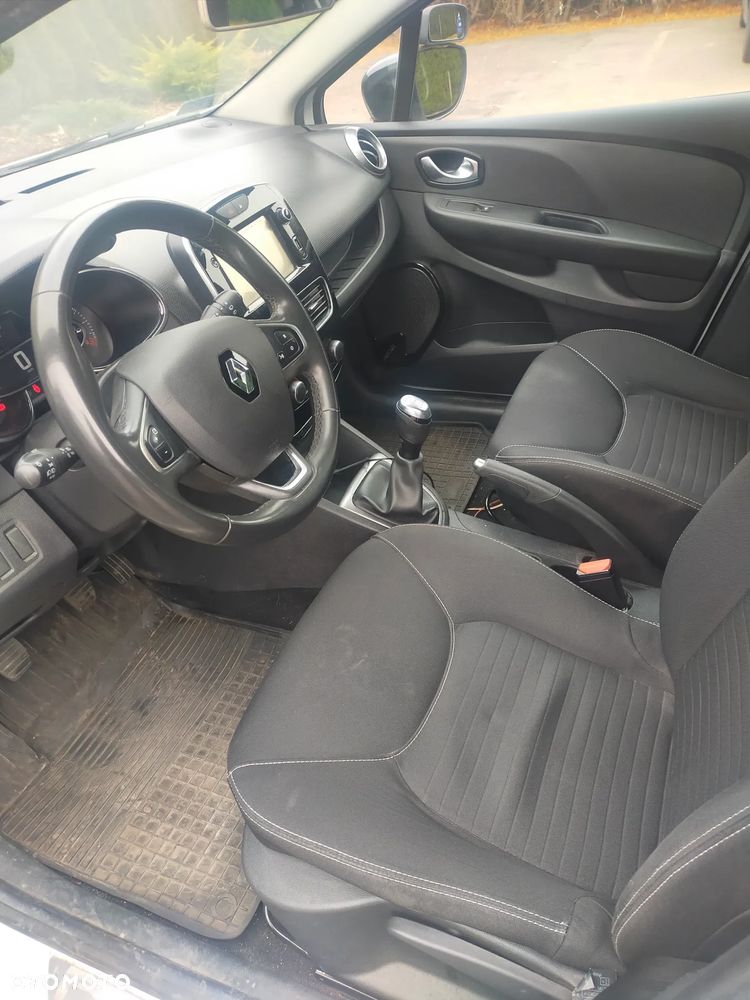Renault Clio 1.2 16V Limited - 9