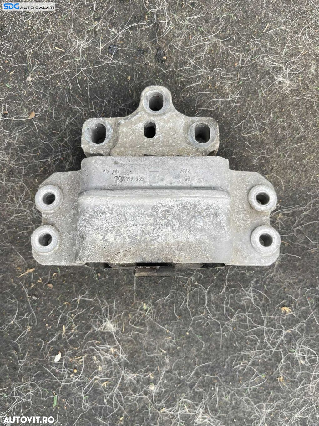 Suport Tampon Motor Stanga de la Cutie Viteze Manuala 6 Trepte Volkswagen Passat B6 2.0 TDI BMA BKP BMP BMR BVE BUZ BWV CBAA CBAB CBAC CBBB 2005 - 2010 Cod 3C0199555AA [C3792] - 3
