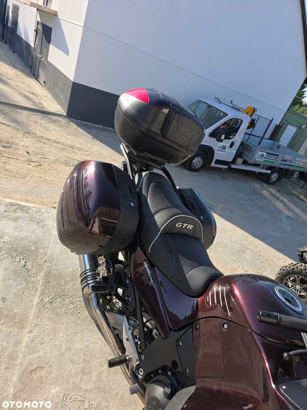 Kawasaki GTR - 24