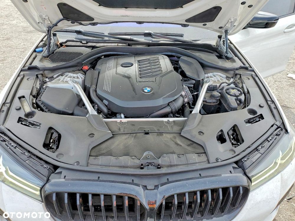 BMW Seria 5 540i xDrive mHEV M Sport sport - 12
