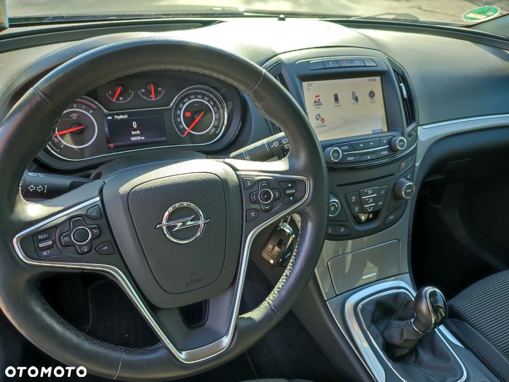 Opel Insignia - 13