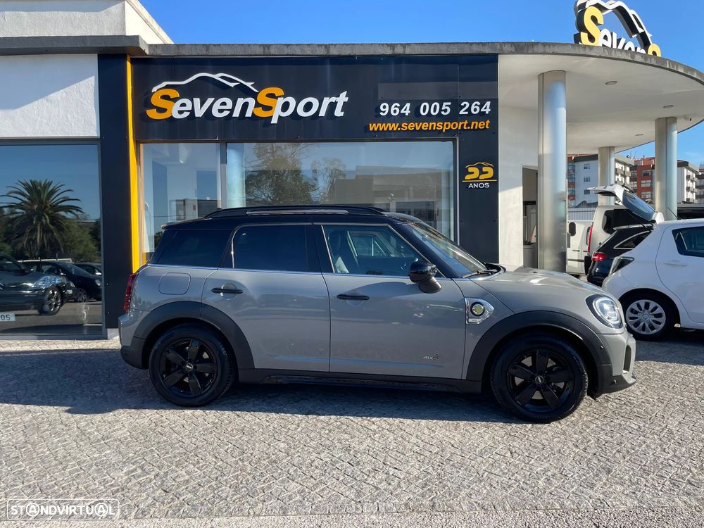 MINI Countryman Cooper SE ALL4 Auto - 4
