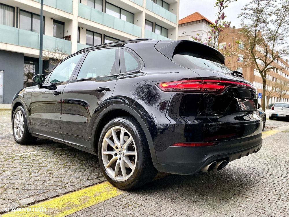 Porsche Cayenne S - 10