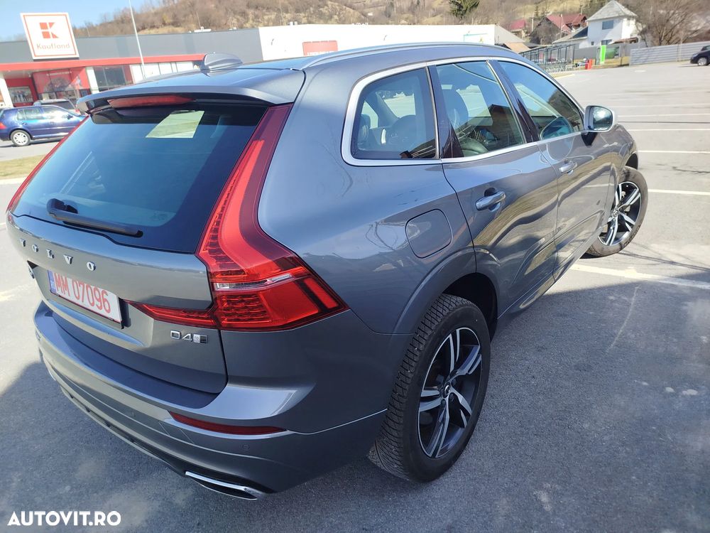 Volvo XC 60 D4 AWD Geartronic RDesign - 18