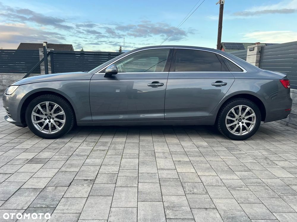 Audi A4 Limousine 2.0 TDI ultra S tronic - 9