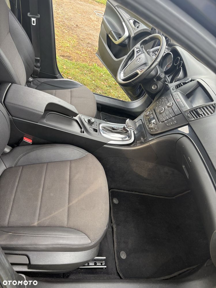 Opel Insignia - 8
