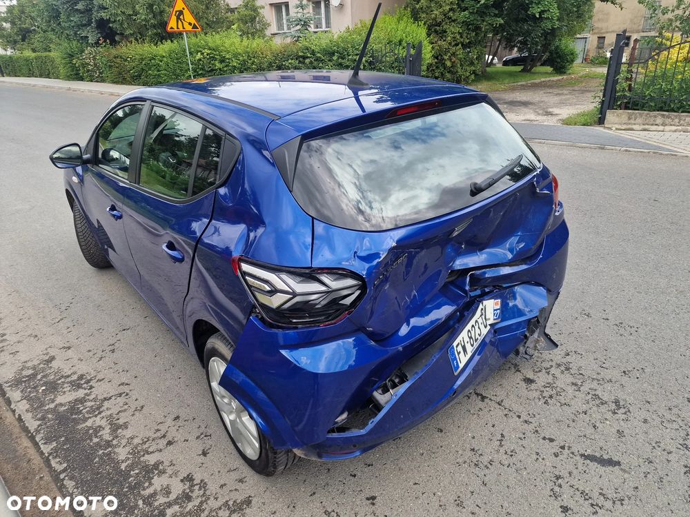 Dacia Sandero SCe 65 Essential - 17