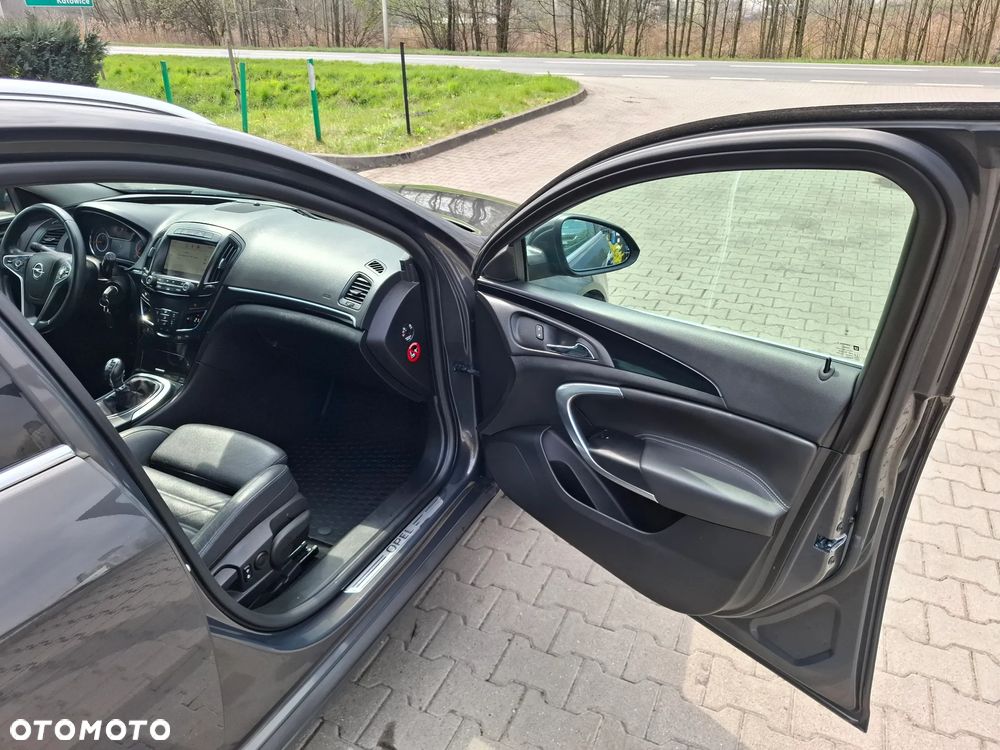Opel Insignia 2.0 CDTI Cosmo S&S - 23