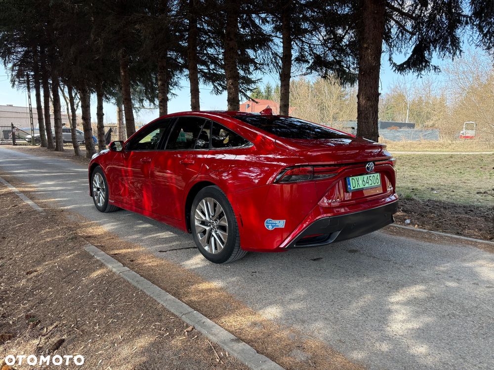 Toyota Mirai - 8