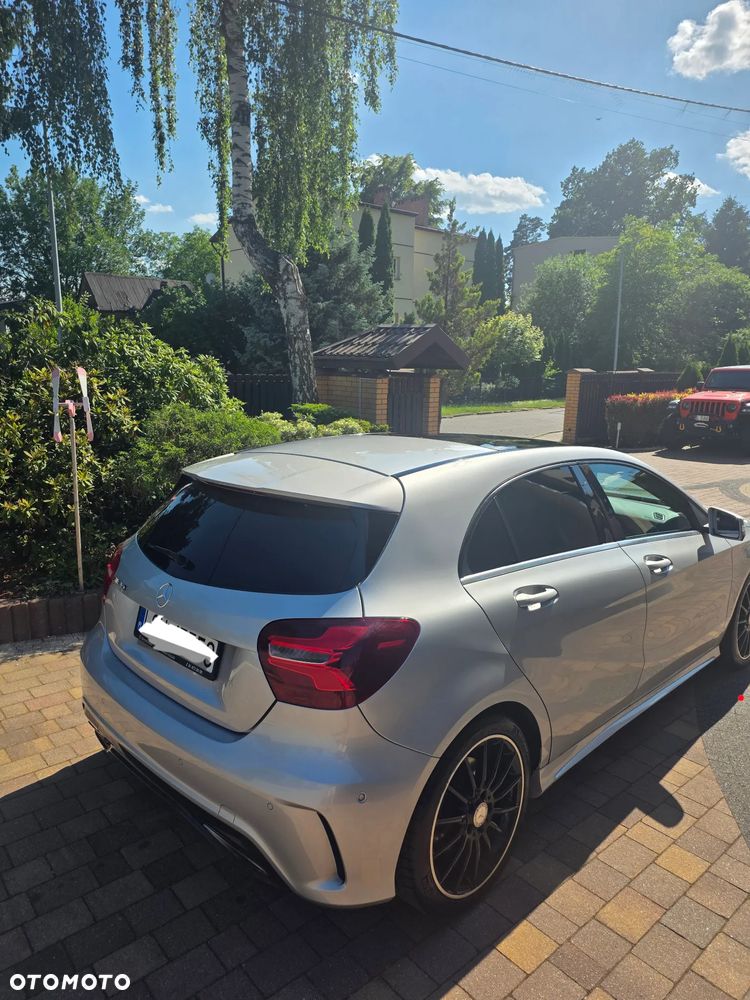 Mercedes-Benz Klasa A 220 4-Matic AMG Line - 5