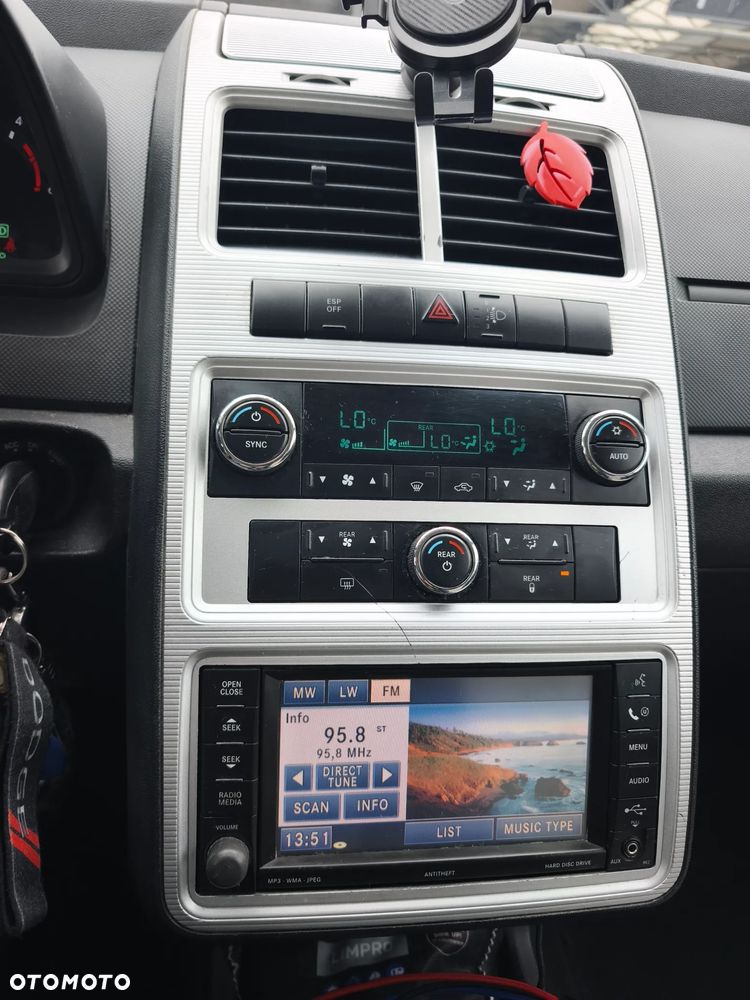 Dodge Journey 2.0 CRD SXT - 16