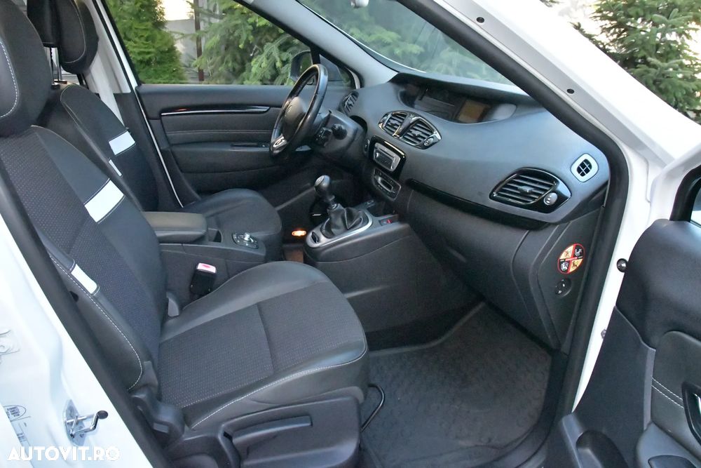 Renault Grand Scenic ENERGY dCi 130 Start & Stop Euro 6 Bose Edition - 18